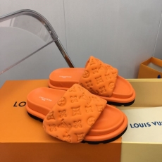 Louis Vuitton Slippers